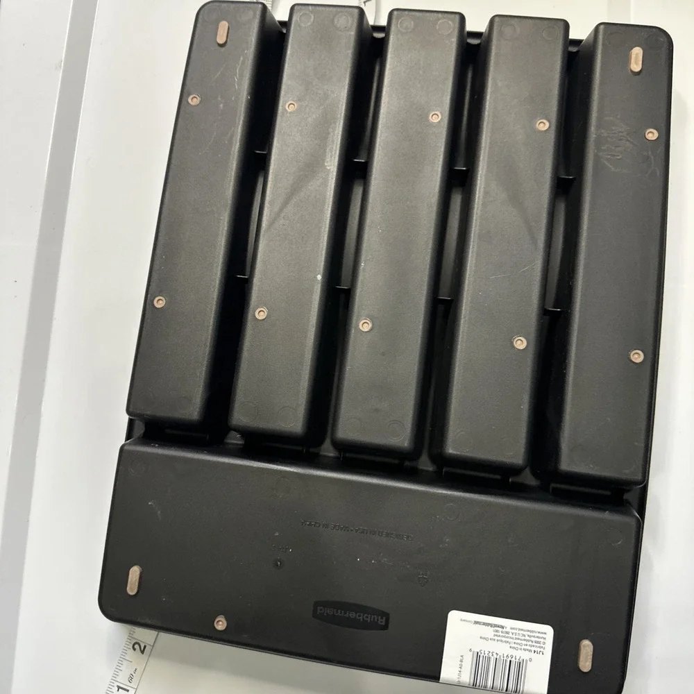 Rubbermaid No-Slip Large, Silverware Tray‎ Organizer, Black with Brown.